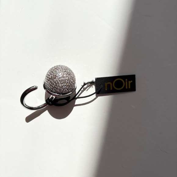 Noir NYC silver honey ring - Picture 4 of 4